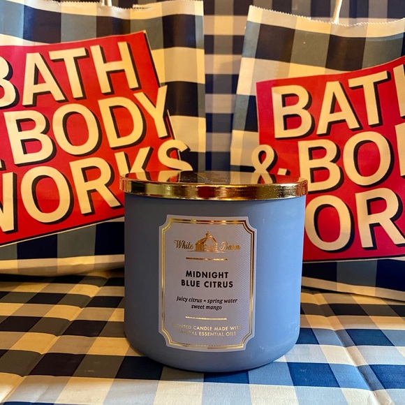 Bath & Body Works Accents Midnight Blue Citrus 3 Wick Candle Bath